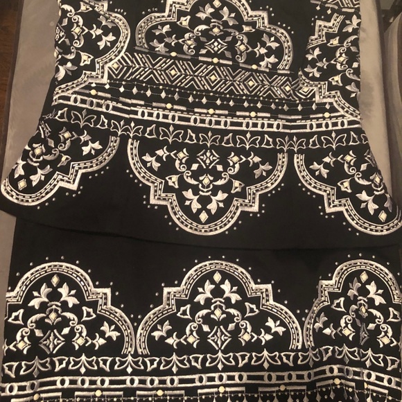 WHBM Skirt-Gorgeous detail - Picture 6 of 7